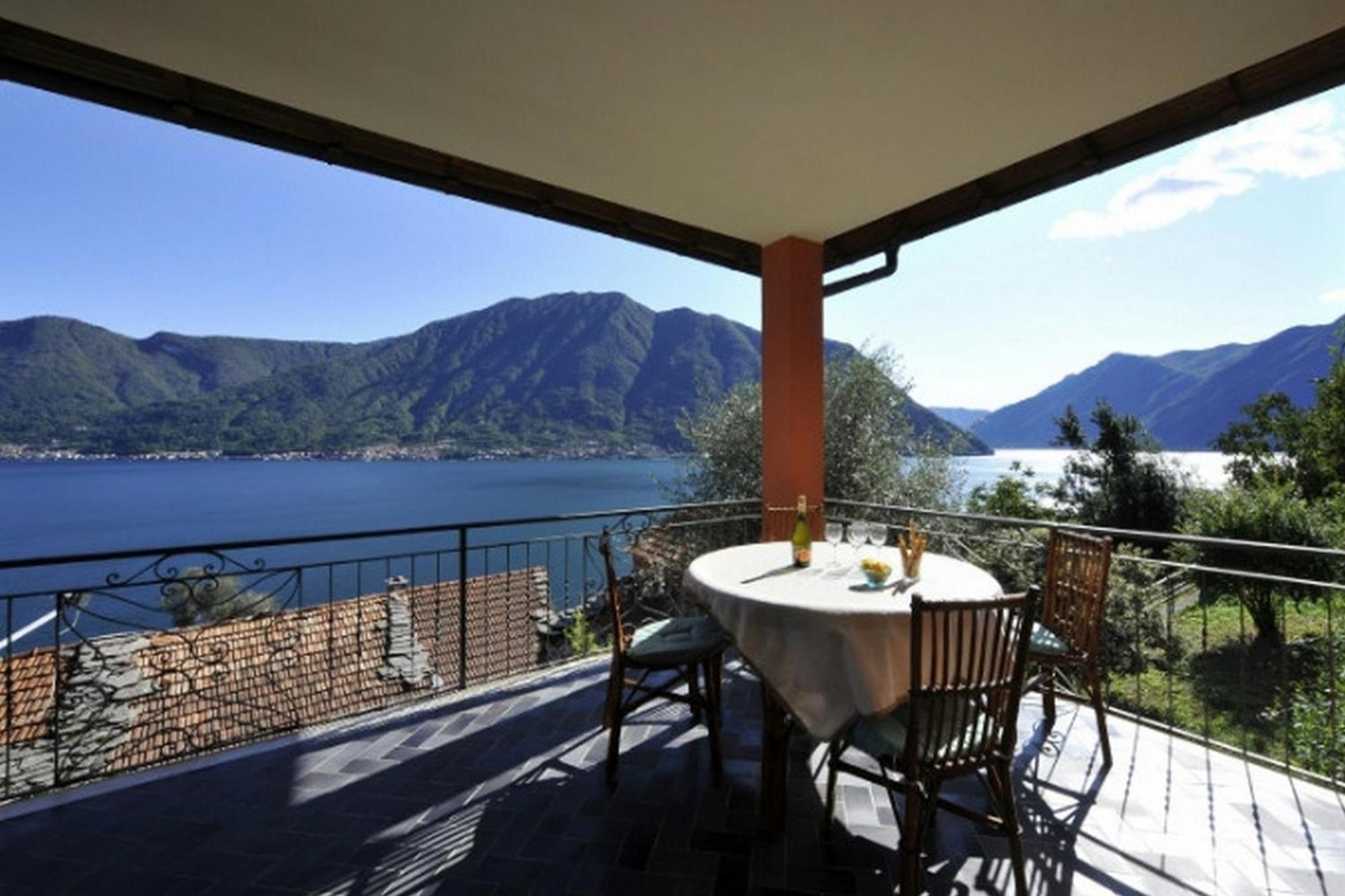 Ferienwohnung Isola Vista - Terrazzo Sala Comacina Exterior foto